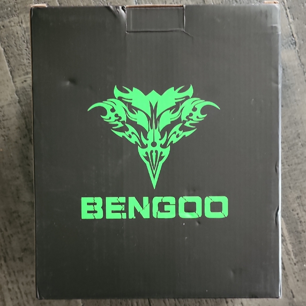 Gaming Guide - Black with Green Accents